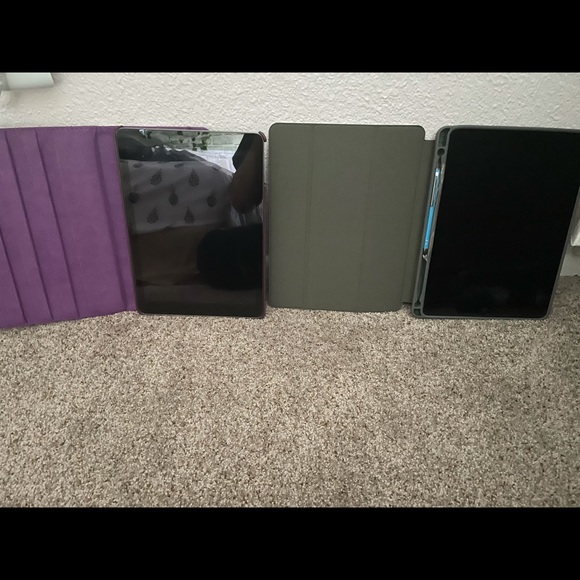 Other - Selling Both 2 IPad 1 gens